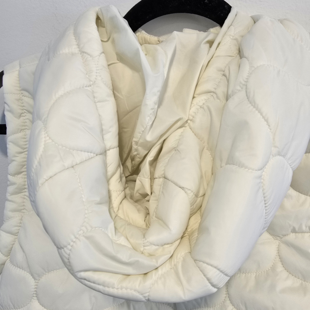 DSG Cream Quilted Kids Vest Size Large (14) Nwt - Picture 7 of 11